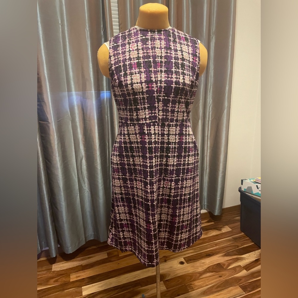 Ladies Simone dress. Size 6/M